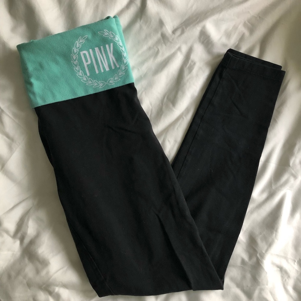 PINK yoga leggings